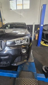 مشکلات رایج خودروهای BMW و راه حل_های تخصصی